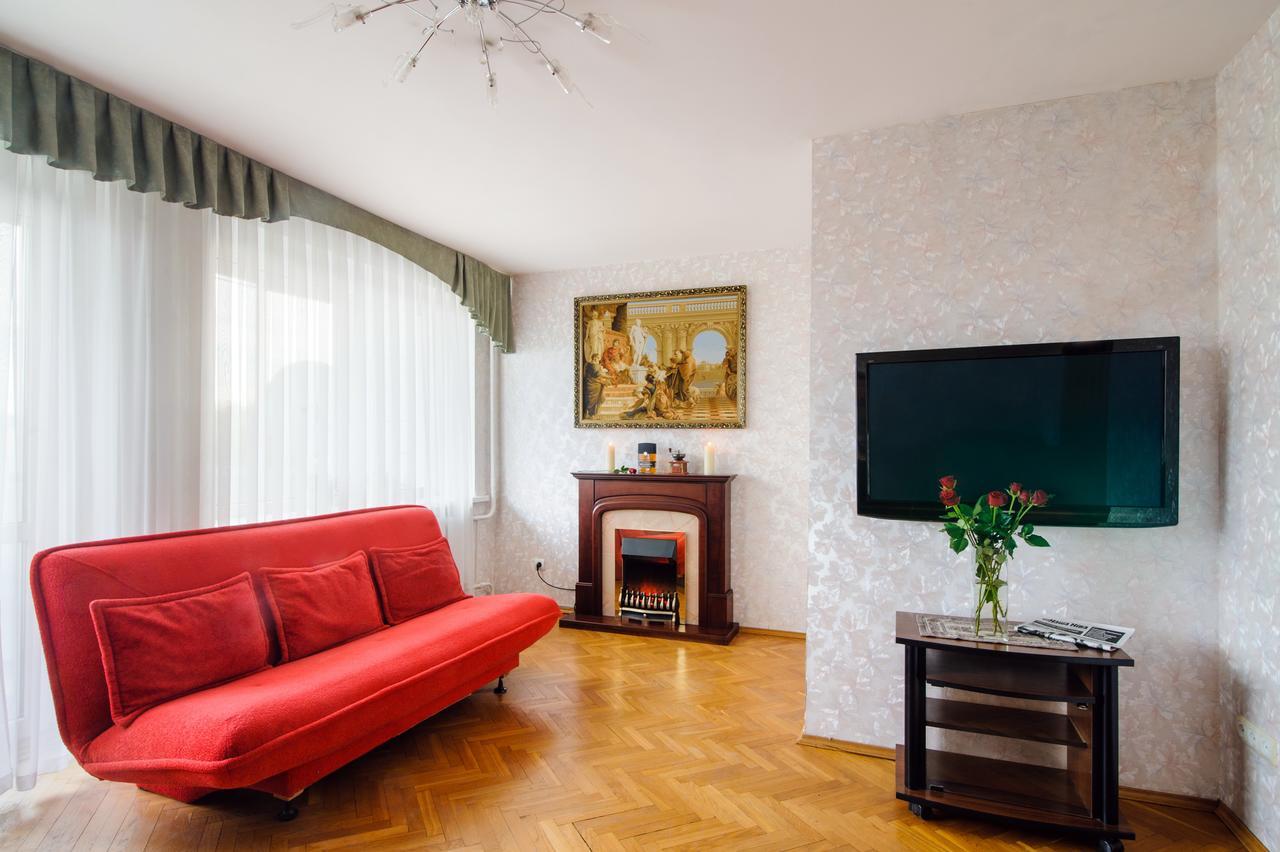 Rooms For Rent In The Mayakovskogo Мінськ Екстер'єр фото